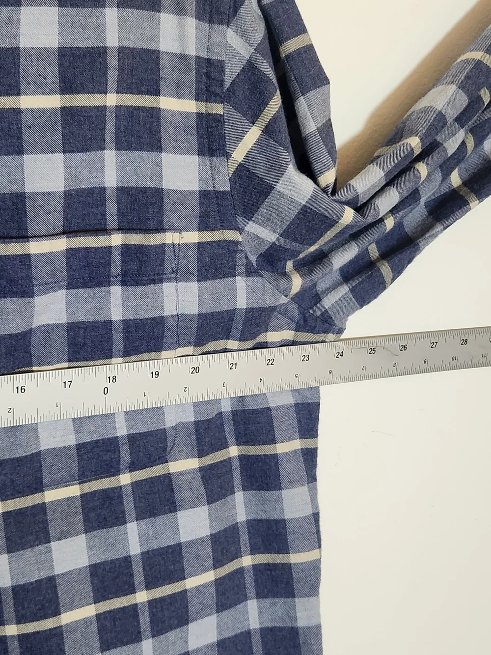 Banana Republic Blue Plaid Flannel Button Down Shirt Size Large